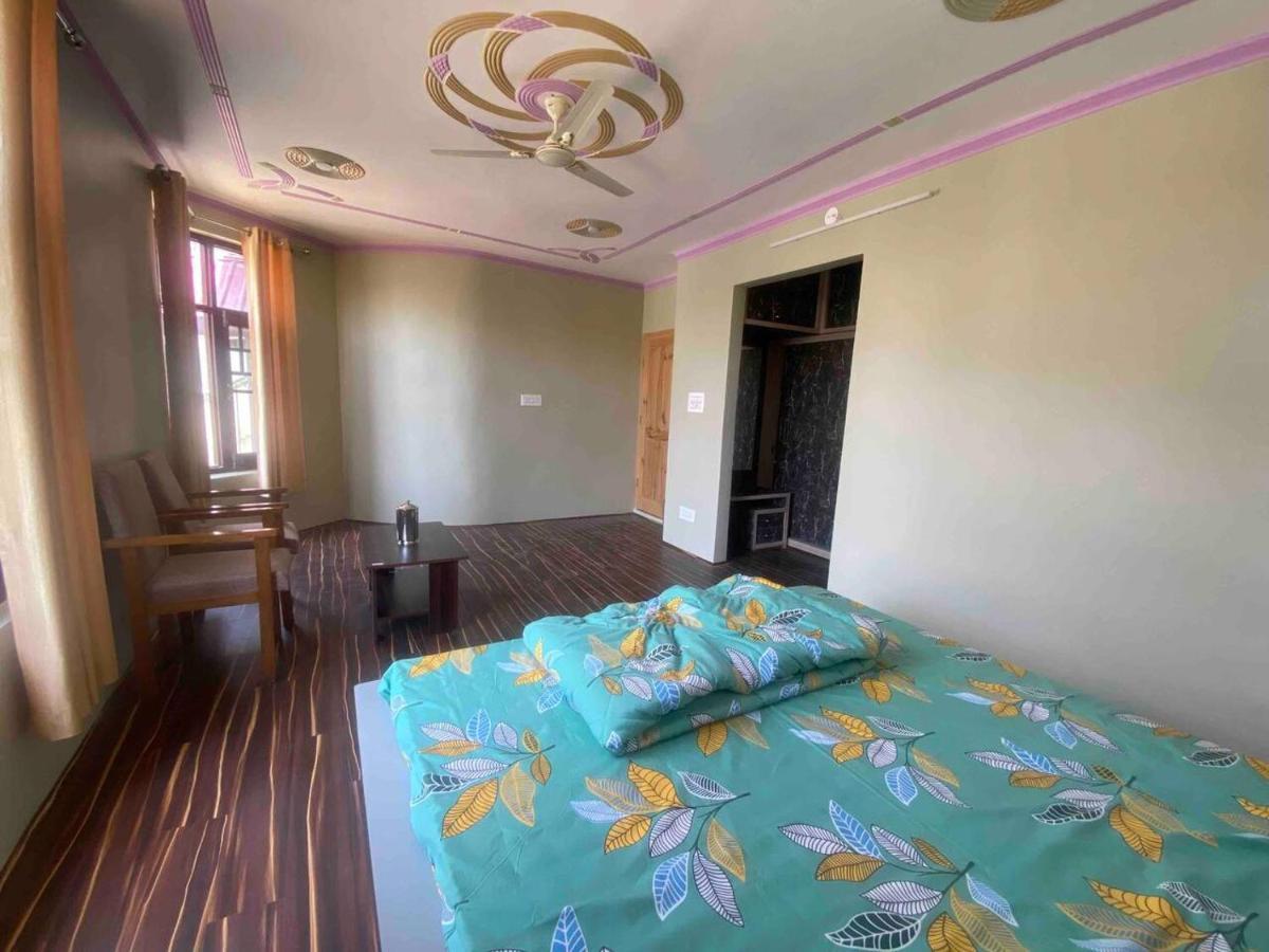 Penthouse Villa Srīnagar Exteriér fotografie
