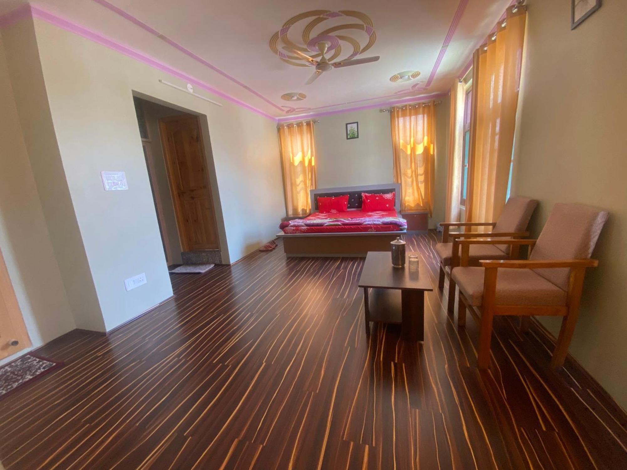 Penthouse Villa Srīnagar Exteriér fotografie